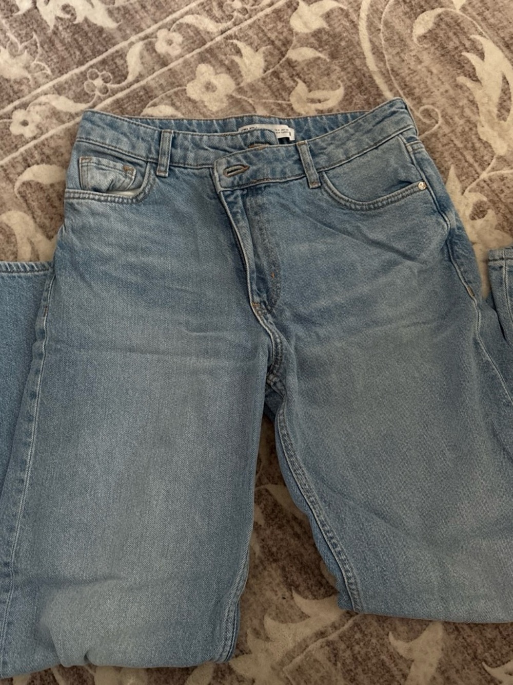Zara Light Blue Straight women’s criss cross Jeans